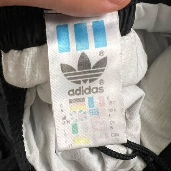 Vintage Adidas Swishy windbreaker training paint men's L - Picture 4 of 7